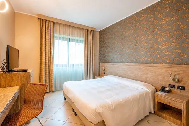 غرفة مفردة بسرير مزدوج، Hotel Parisi 5/8