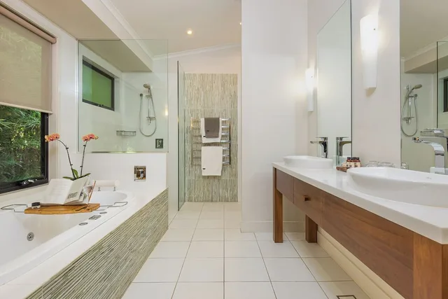 1 Bedroom, Garden, Villa, King Bed، Spicers Tamarind Retreat 2/2