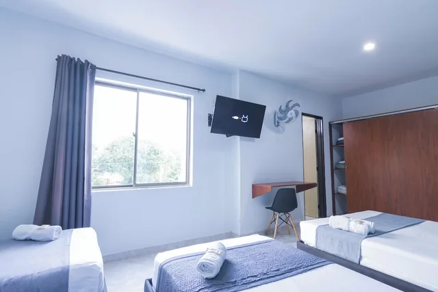 Family, 1 Double and 3 Single Beds، Ayenda 1228 Balcones de la 70 1/10