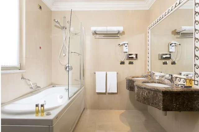 جناح جونيور بسرير مزدوج، Grand Hotel Vanvitelli 3/3