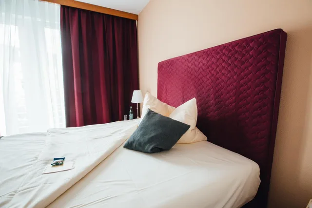 غرفة بريميوم بسرير مزدوج، HK Hotel Dusseldorf City 3/8