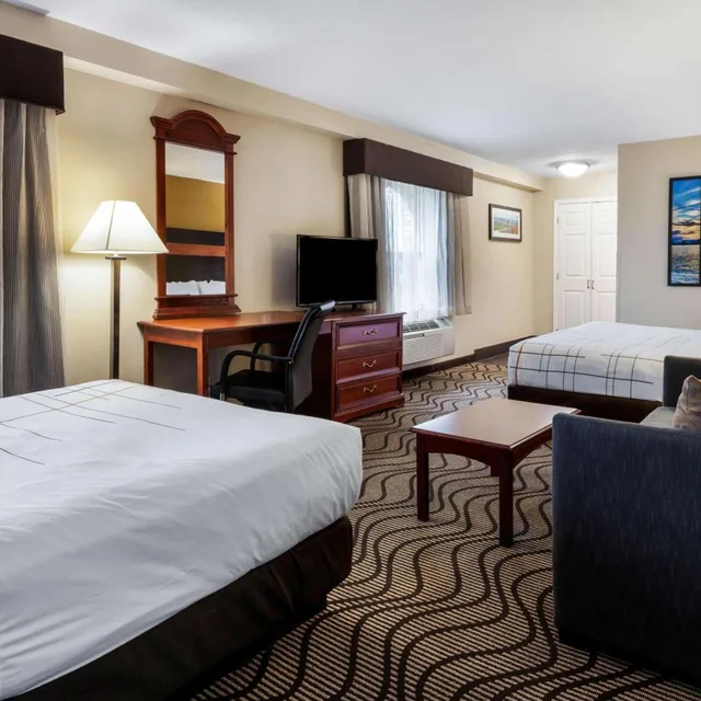 جناح استوديو، La Quinta Inn Sandusky Near Cedar Point 1/5