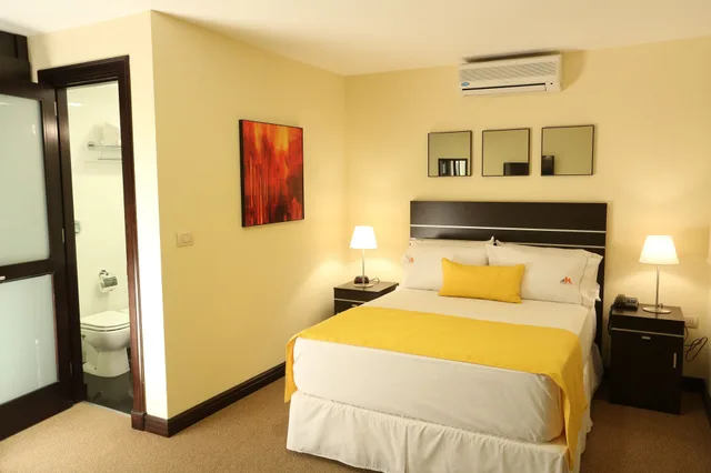 غرفة قياسية بسرير كوين، Puerto Mercado Hotel 1/6