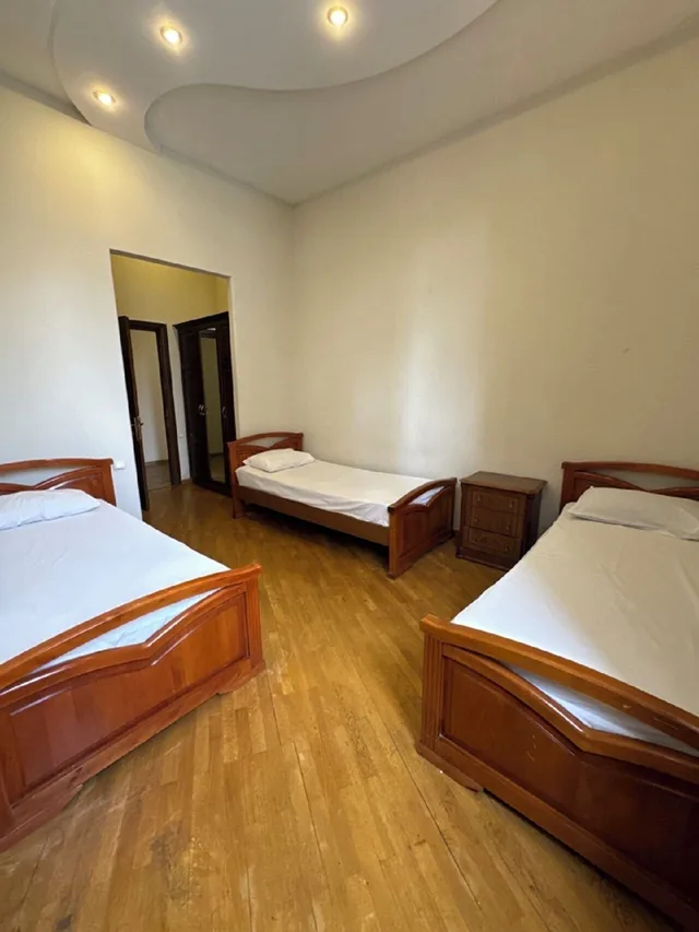 غرفة عائلية رباعية بسرير كوين وسريرين منفصلين، Bella Hotel 7/10