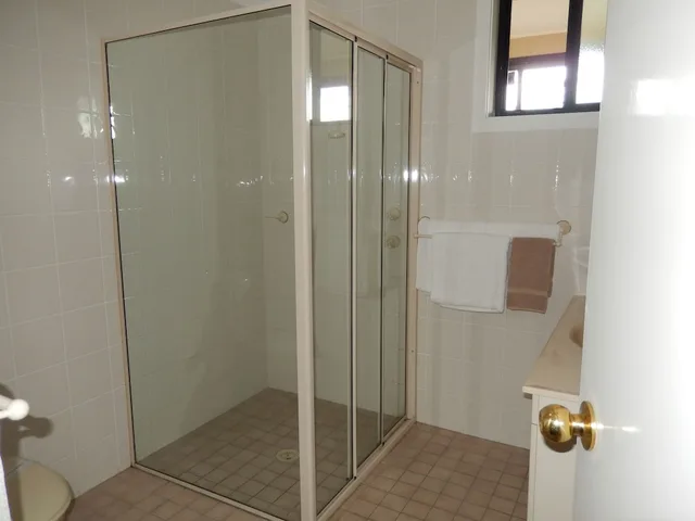 غرفة ديلوكس بسرير كوين، PIONEER WAY MOTEL 5/5