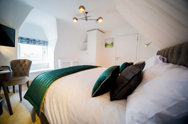 Prince, Double Bed، The Strand Hotel 3/7