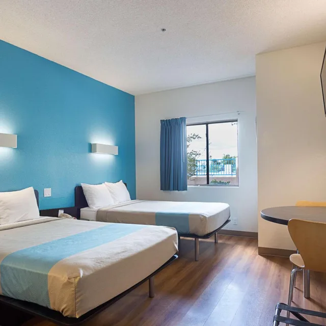 غرفة رباعية لذوي الإعاقة، Motel6 Page, AZ 2/10