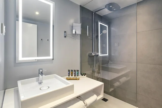 غرفة تنفيذية، Novotel Paris Saclay 5/7