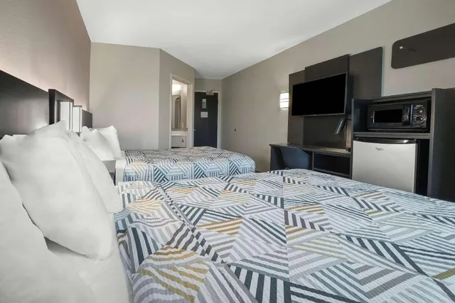2 Full Beds - Micfridge, Smoking، Motel6 Montgomery, AL - Airport 5/5