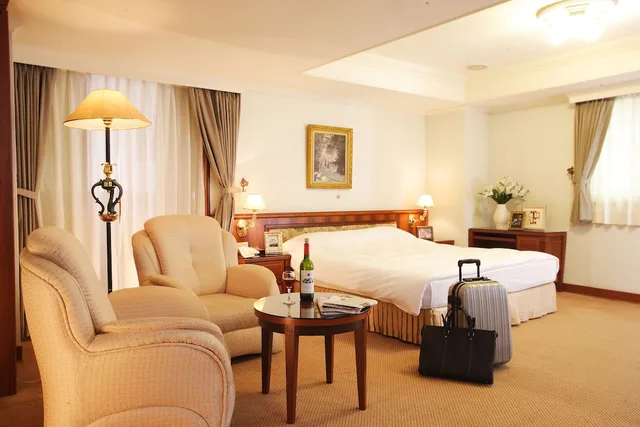 غرفة ديلوكس مفردة بشرفة، Kingdom Hotel 2/3