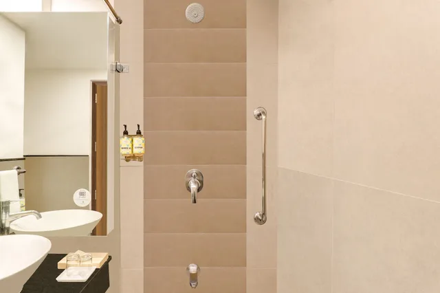 استوديو بسرير كينج، Lemon Tree Hotel, Port Blair 4/4