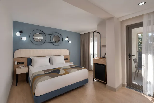 غرفة ثلاثية بسرير مزدوج وسرير فردي بشرفة، Bodensee Hotel 2/10