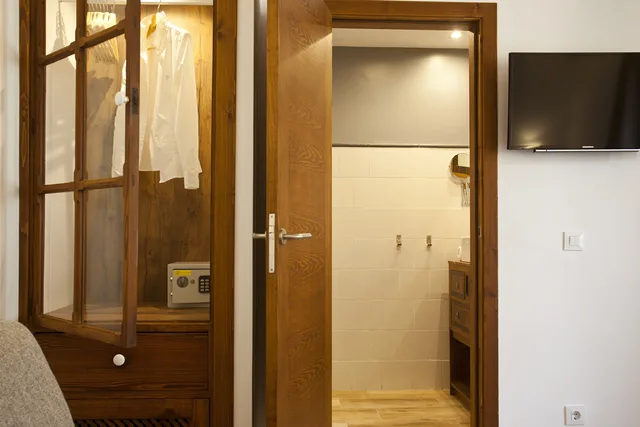 غرفة ثلاثية، CASAL DE PETRA ROOMS & POOL 9/10