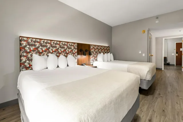 جناح بسريرين كوين بغرفة نوم واحدة، Hawthorn Suites By Wyndham College Station 3/8