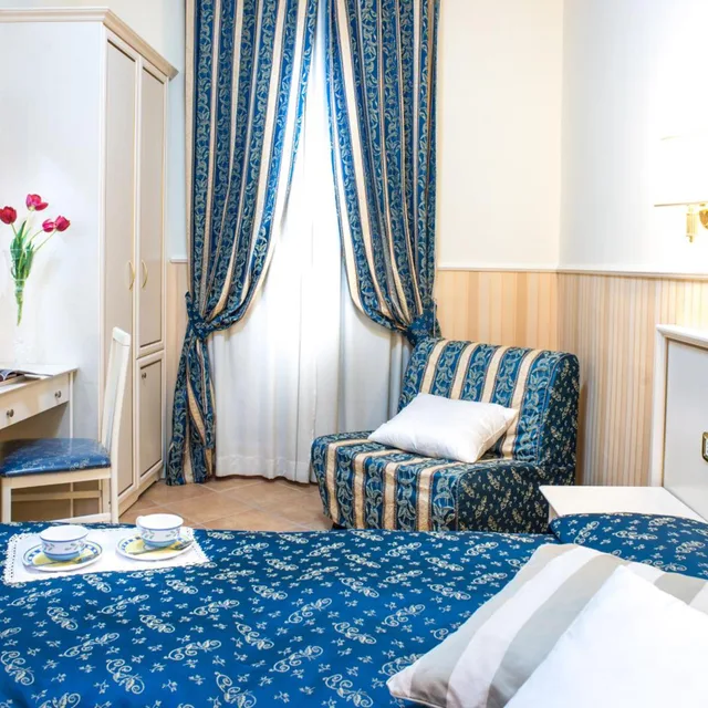 Triple room, Anfiteatro Flavio 5/8
