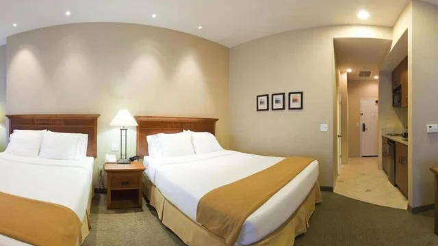 غرفة قياسية بسرير فردي، Holiday Inn Express Hotel Suites Ventura Harbor 3/4