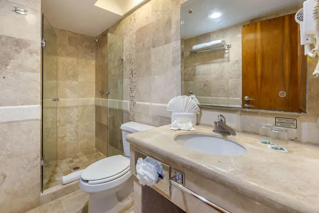 غرفة بسريرين مزدوجين، Quality Inn Mazatlan 5/5