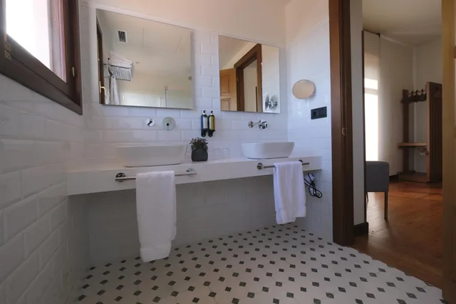 جناح جونيور بشرفة، Hotel El Rosal de Cudillero 5/6