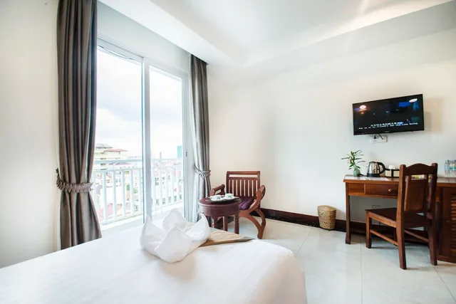 غرفة ديلوكس بسريرين منفصلين بإطلالة على المدينة، RELAX HOTEL 6/6