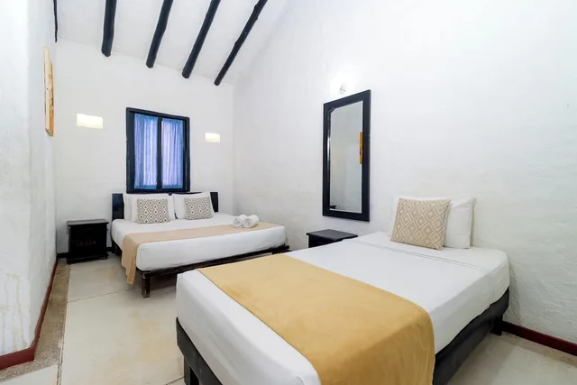غرفة بسريرين منفصلين، Hotel Sansiraka by GEH Suites 1/8