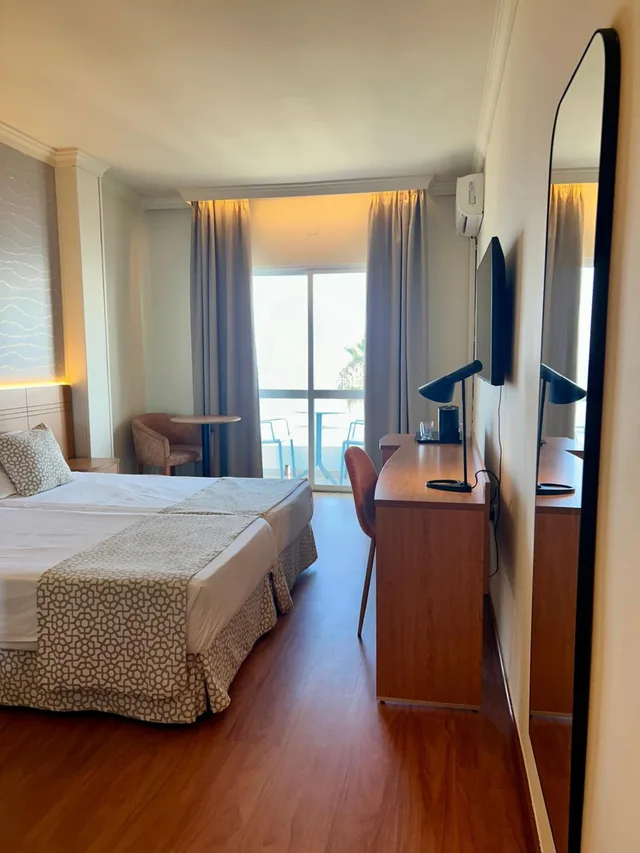 غرفة بسرير مزدوج بإطلالة على البحر مع سرير إضافي، Hotel Santa Rosa 3/6