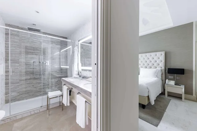 غرفة بسرير كينج، Aleph Rome Hotel Curio Collection by Hilton 5/10
