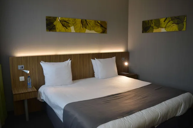 غرفة بسرير كينج، Best Western Hotel Brussels South 1/1