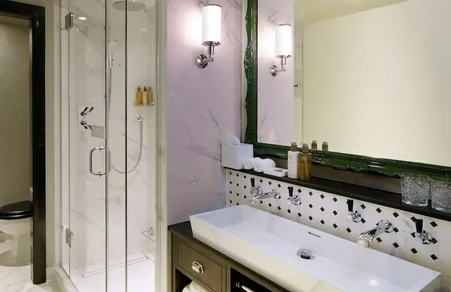 غرفة بسرير كينج، Virgin Hotels London-Shoreditch 2/4