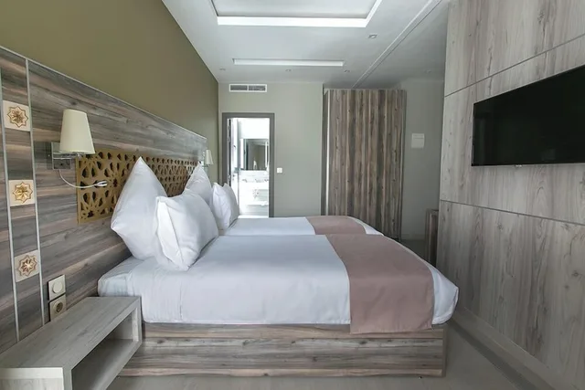 غرفة بسريرين منفصلين، Hotel Madaure 1/7