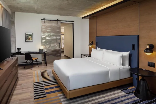 جناح بإطلالة على المدينة بغرفة نوم واحدة، Canopy by Hilton Nashville Downtown The Gulch 1/5