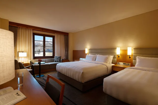 غرفة سوبيريور عائلية بسرير مزدوج وسرير فردي وسريرين، Lotte Arai Resort 3/8