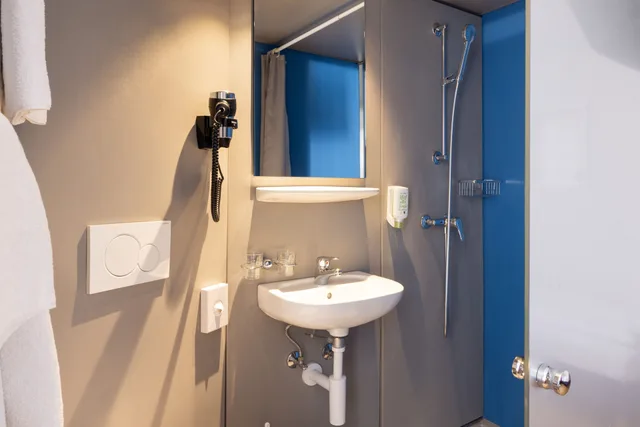 Mini, Double Bed، Fred Guest House Zurich Hauptbahnhof 5/6