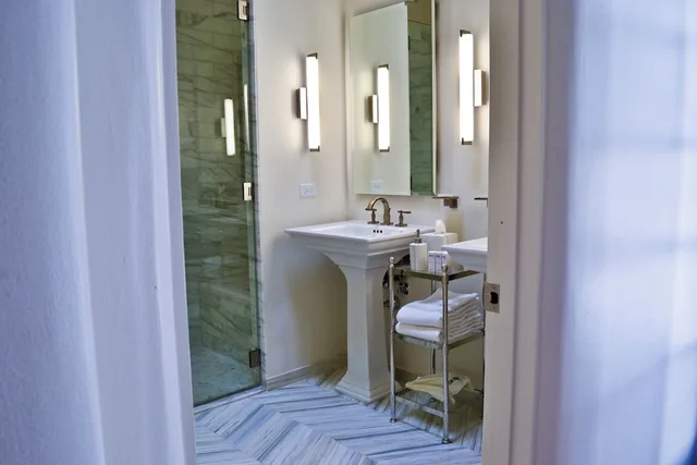 Modernist, Deluxe, King Bed, Courtyard View، Palacio De Marquesa 3/3