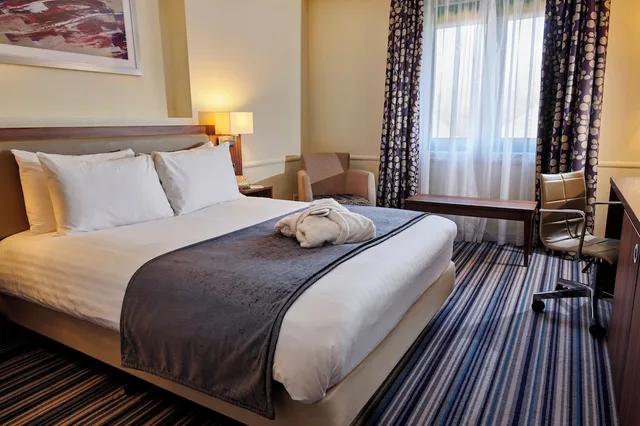Super, Standard, King Bed، Holiday Inn Taunton 1/3
