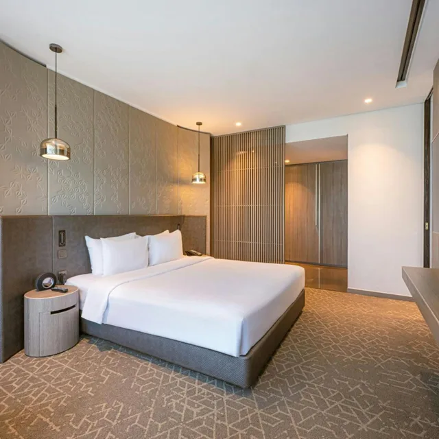 Junior Suite, King Bed, Courtyard By Marriott Al Barsha Dubai 1/8
