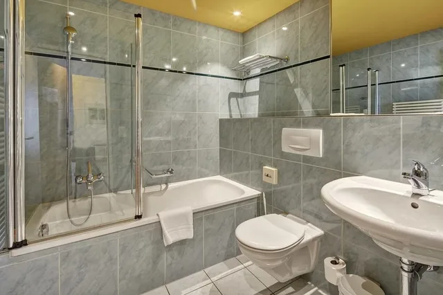 غرفة بسرير مزدوج، Hotel Berchtold 4/4