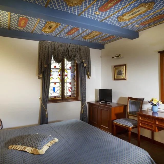 غرفة بسرير مزدوج، ROYAL RICC 2/4