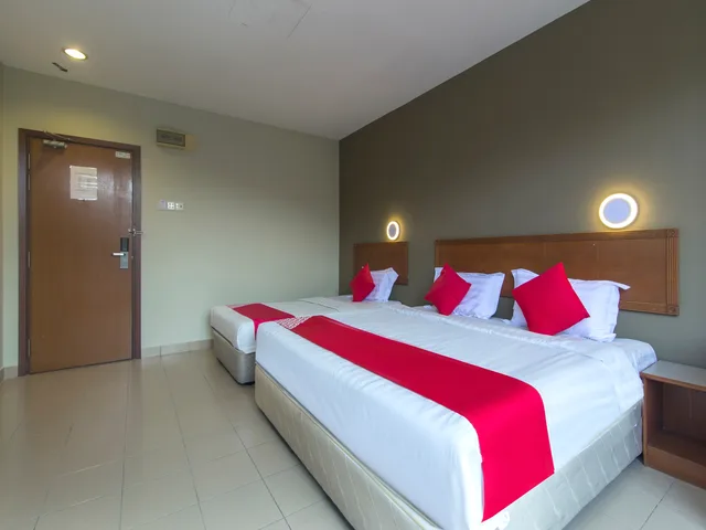 جناح سوبيريور، Super OYO 828 Comfort Hotel Shah Alam 1/2