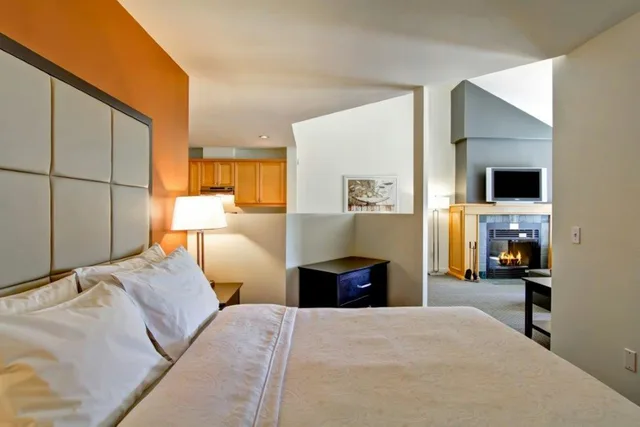 جناح استوديو بسرير كوين، Homewood Suites by Hilton Mont-Tremblant Resort 1/5