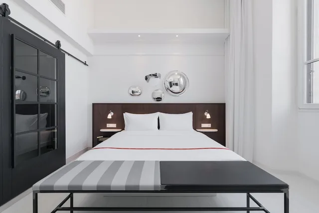 Wow, Queen Bed، Ruby Bea Hotel Florence 3/3
