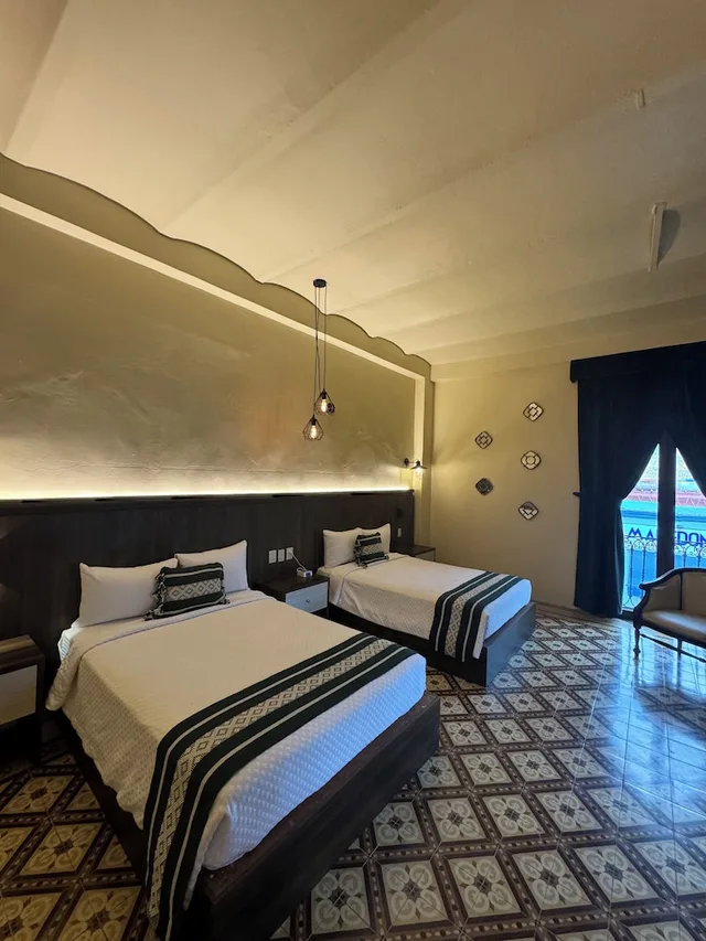 Junior, 2 Double Beds, Casona Oaxaca 9/10
