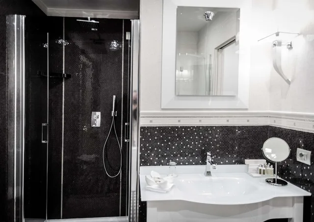 جناح جونيور بسرير كينج، Best Western Premier Milano Palace Hotel 6/8