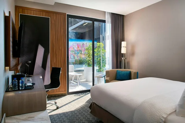 Room, King Bed, COURTYARD MEXICO CITY TOREO 2/6