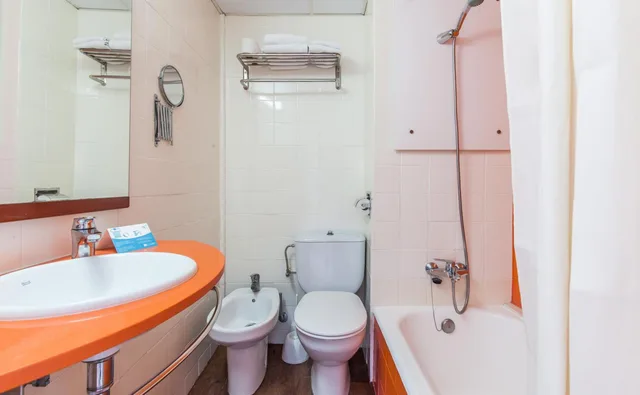 Room, Single, Double Bed, BLUESEA Montevista Hawai 8/9