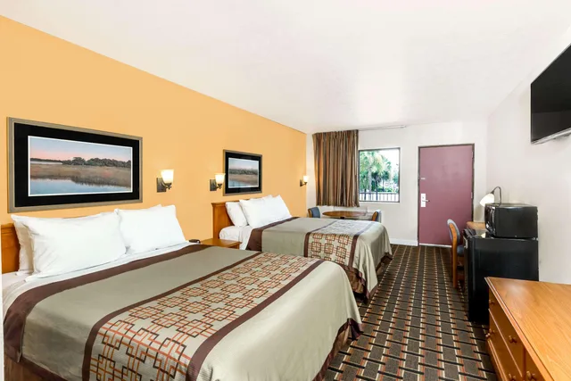 غرفة بسريرين كوين، Days Inn By Wyndham Little River 2/4
