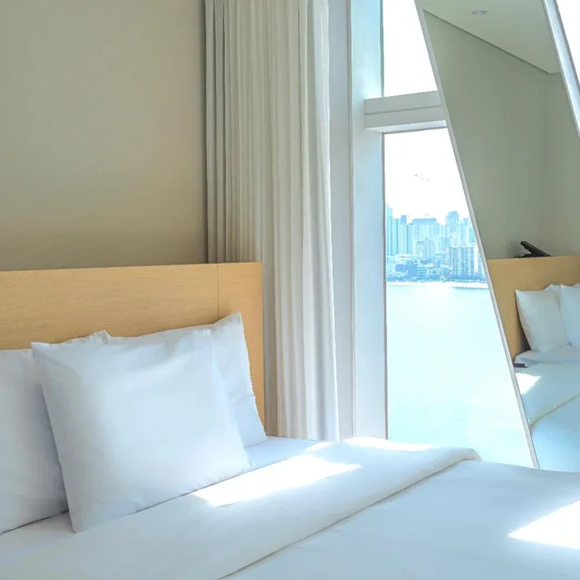 غرفة كبيرة بسريرين منفصلين، The Marine View Hotel 7/10