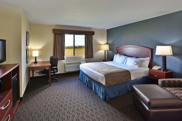 غرفة ديلوكس بسرير كوين لذوي الإعاقة، AmericInn by Wyndham Bay City 6/6