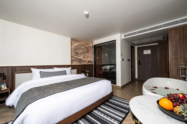 غرفة بريميير ركنية بإطلالة على النهر، We Hotel Riverfront Bangkok 4/10