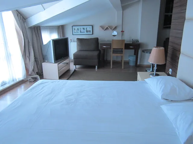 جناح، Derpa Suite Hotel Osmanbey 3/6