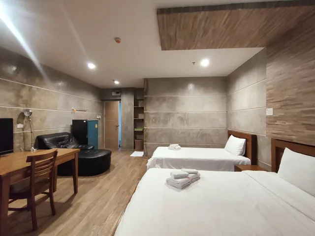 جناح بسرير كينج بإطلالة على الحديقة، KOMOL RESIDENCE BANGKOK 1/2